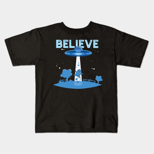 Believe in Christmas T-Shirt Funny Santa Alien Ufo Kids T-Shirt by CheesyB